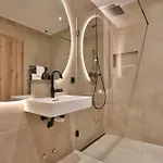 Goldjuwel - Luxury With Private Goldegg