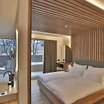Goldjuwel - Luxury With Private