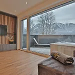Goldjuwel - Luxury With Private