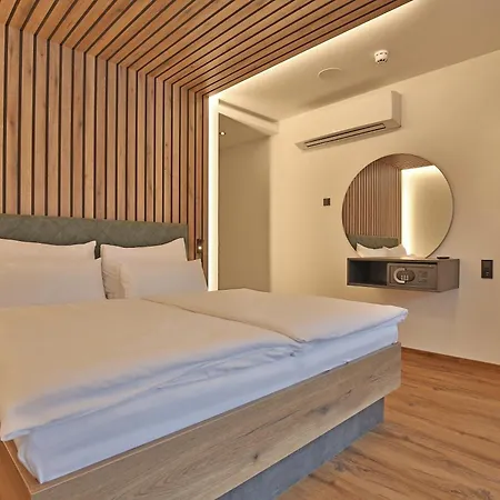 Appart hôtel Goldjuwel - Luxury With Private Goldegg