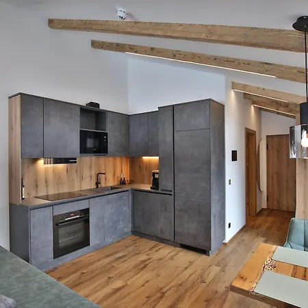Goldjuwel Aparthotel *