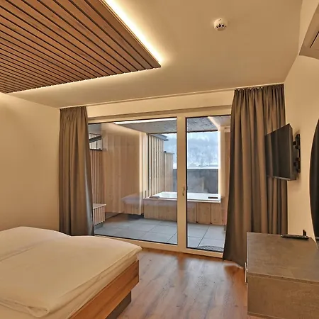 Goldjuwel Aparthotel *