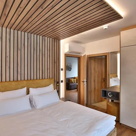 Goldjuwel - Luxury With Private 公寓式酒店 戈尔德格