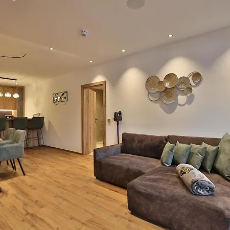Goldjuwel - Luxury With Private Goldegg