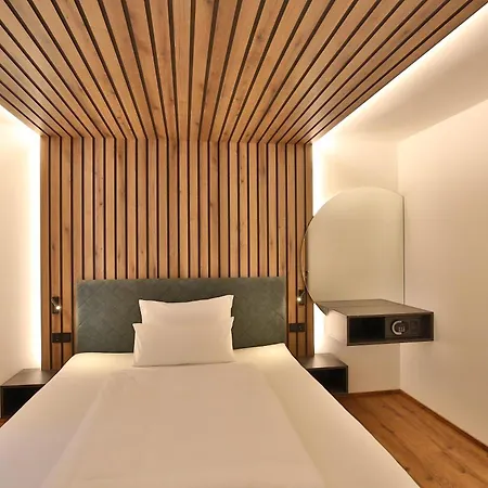 Goldjuwel - Luxury With Private גולדג