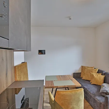 Goldjuwel - Luxury With Private