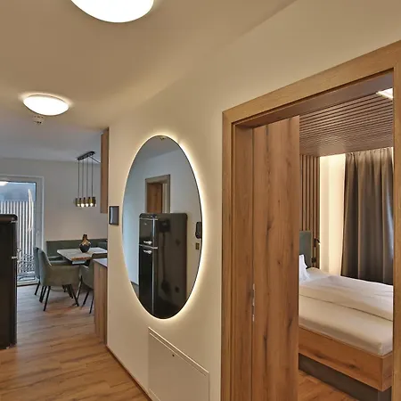 Goldjuwel - Luxury With Private アパートホテル