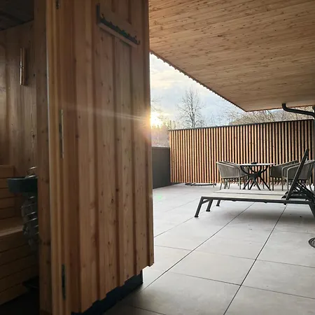 Goldjuwel - Luxury With Private アパートホテル