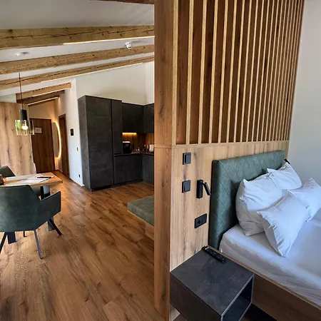 Goldjuwel - Luxury With Private