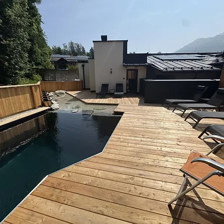 Goldjuwel - Luxury With Private מלון דירות 4*