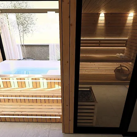 アパートホテル Goldjuwel - Luxury With Private