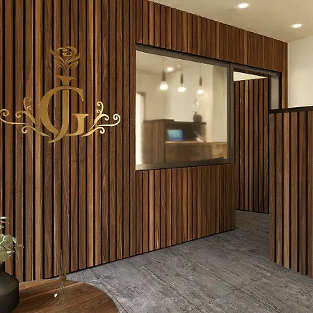 Goldjuwel - Luxury With Private מלון דירות 4*