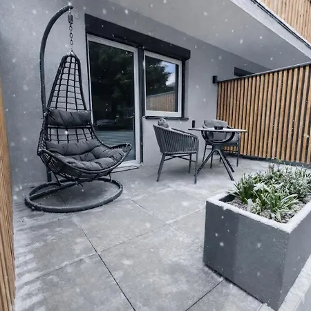 アパートホテル Goldjuwel - Luxury With Private 4*