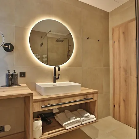 Goldjuwel - Luxury With Private アパートホテル