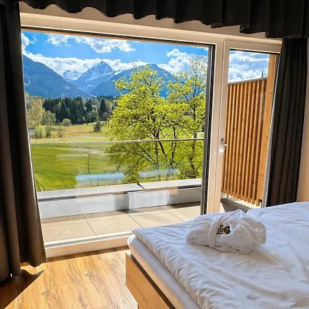 Goldjuwel - Luxury With Private Aparthotel 4*