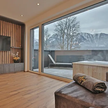 Goldjuwel - Luxury With Private