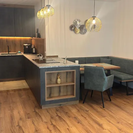 Goldjuwel - Luxury With Private Aparthotel Goldegg