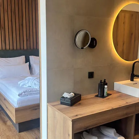 Goldjuwel - Luxury With Private 4*