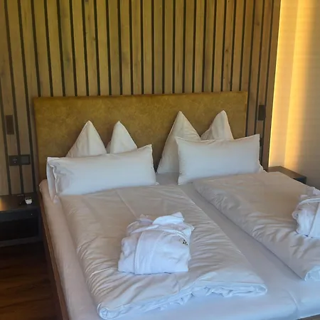 Goldjuwel - Luxury With Private Aparthotel Goldegg