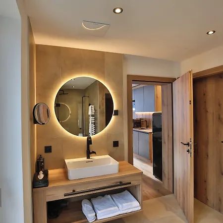 Goldjuwel - Luxury With Private 4* Goldegg