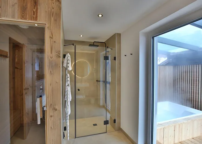 Goldjuwel - Luxury With Private Aparthotel Goldegg im Pongau