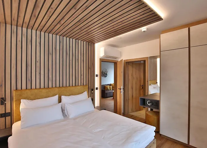 Goldjuwel - Luxury With Private Lägenhetshotell Goldegg